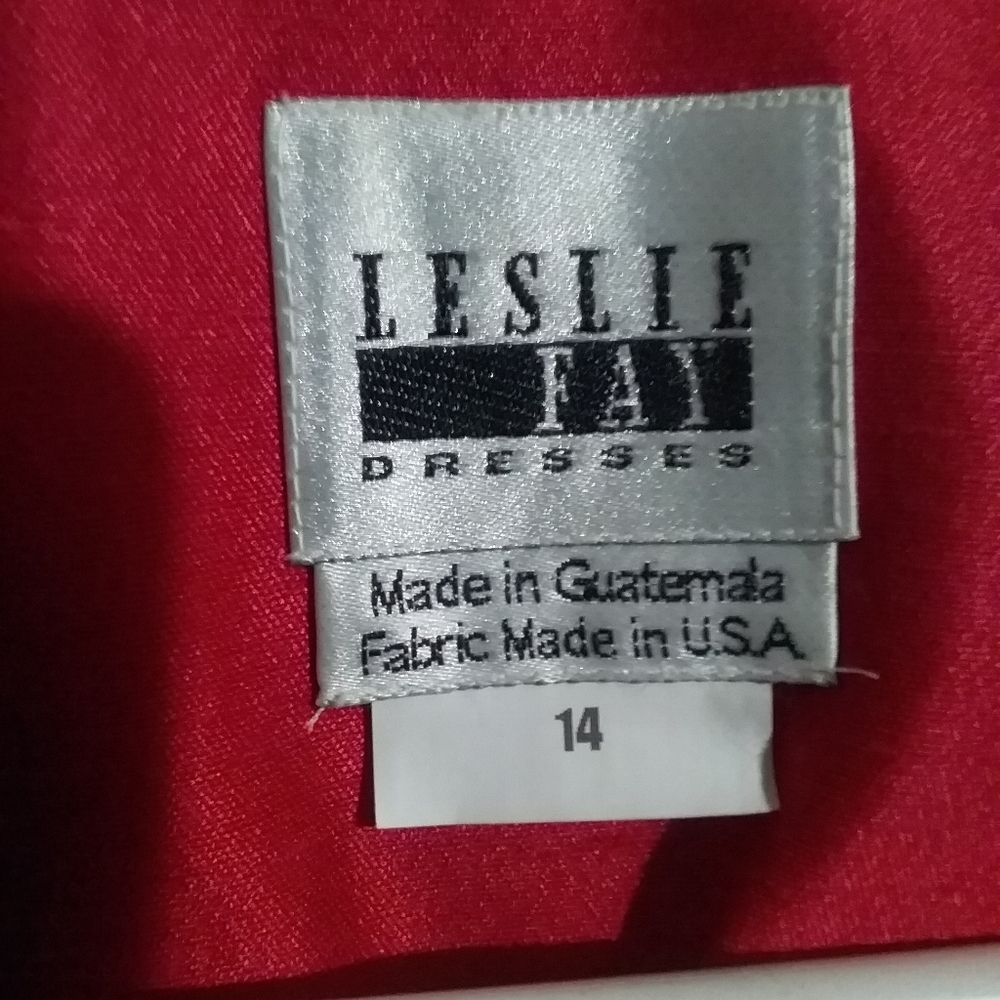 Red black blazer - Picture 2 of 3